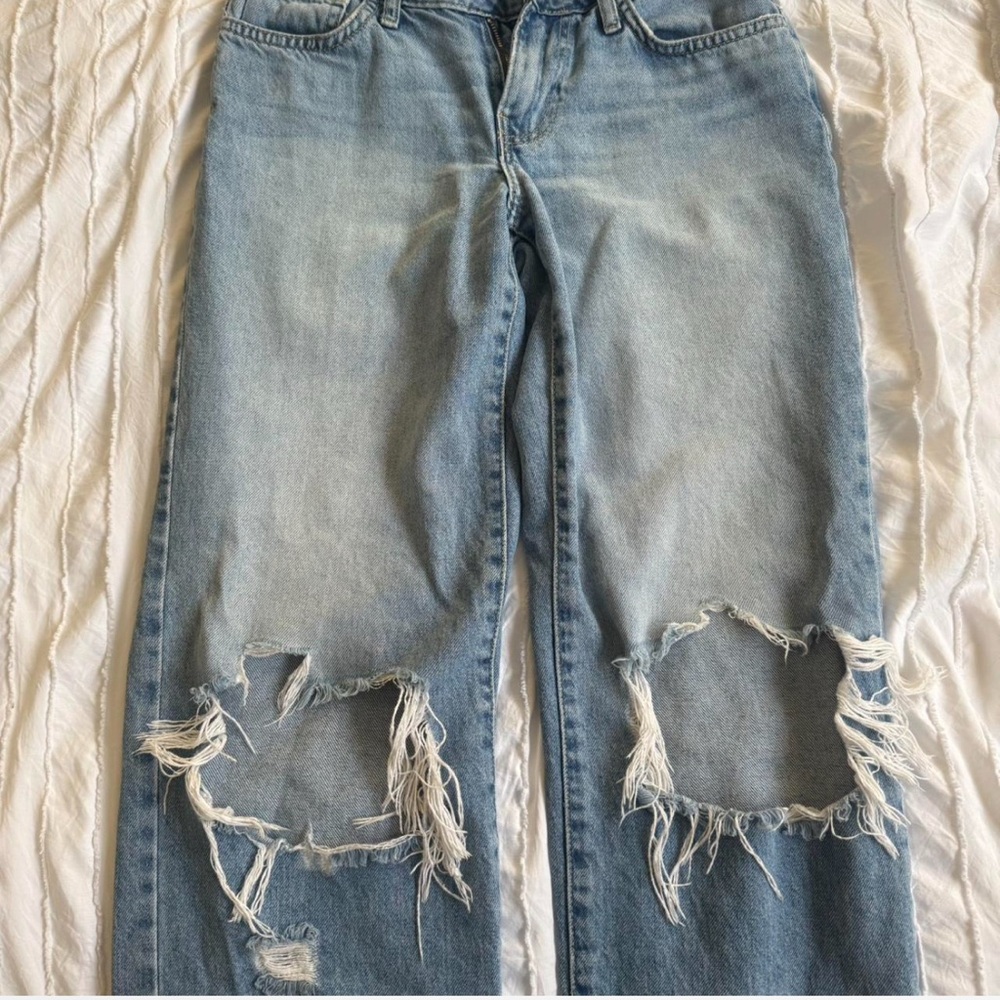 Forever 21 Blue Boyfriend Jeans Distressed
